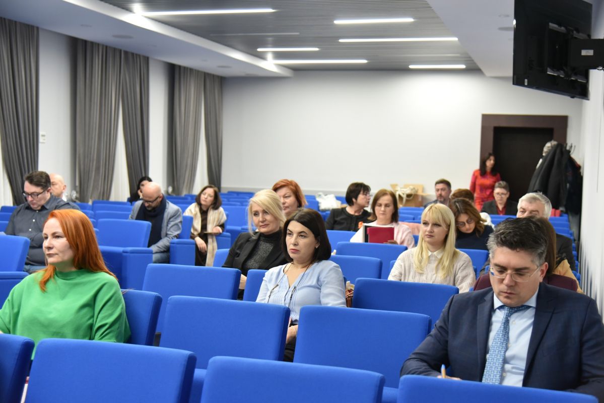 Catedra de farmacie socială „Vasile Procopișin”